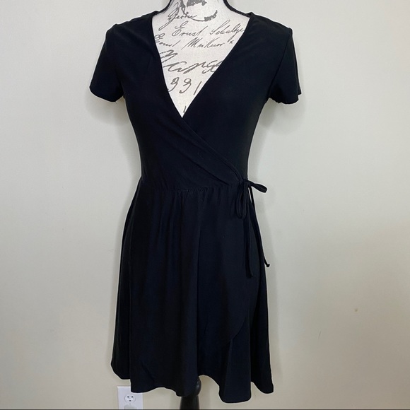 Derek Heart Dresses & Skirts - Derek Heart ❤️ Black faux wrap dress size M